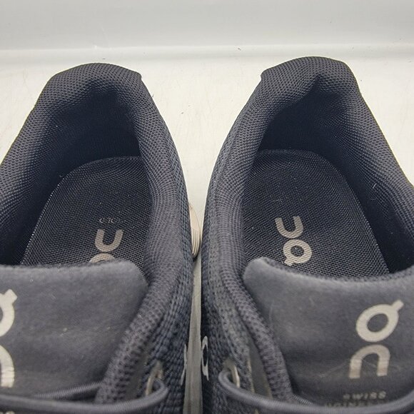 On Cloud 5 Womens 8 Black Shoes Athletic Outdoors Walking Lightweight Running - Picture 5 of 14